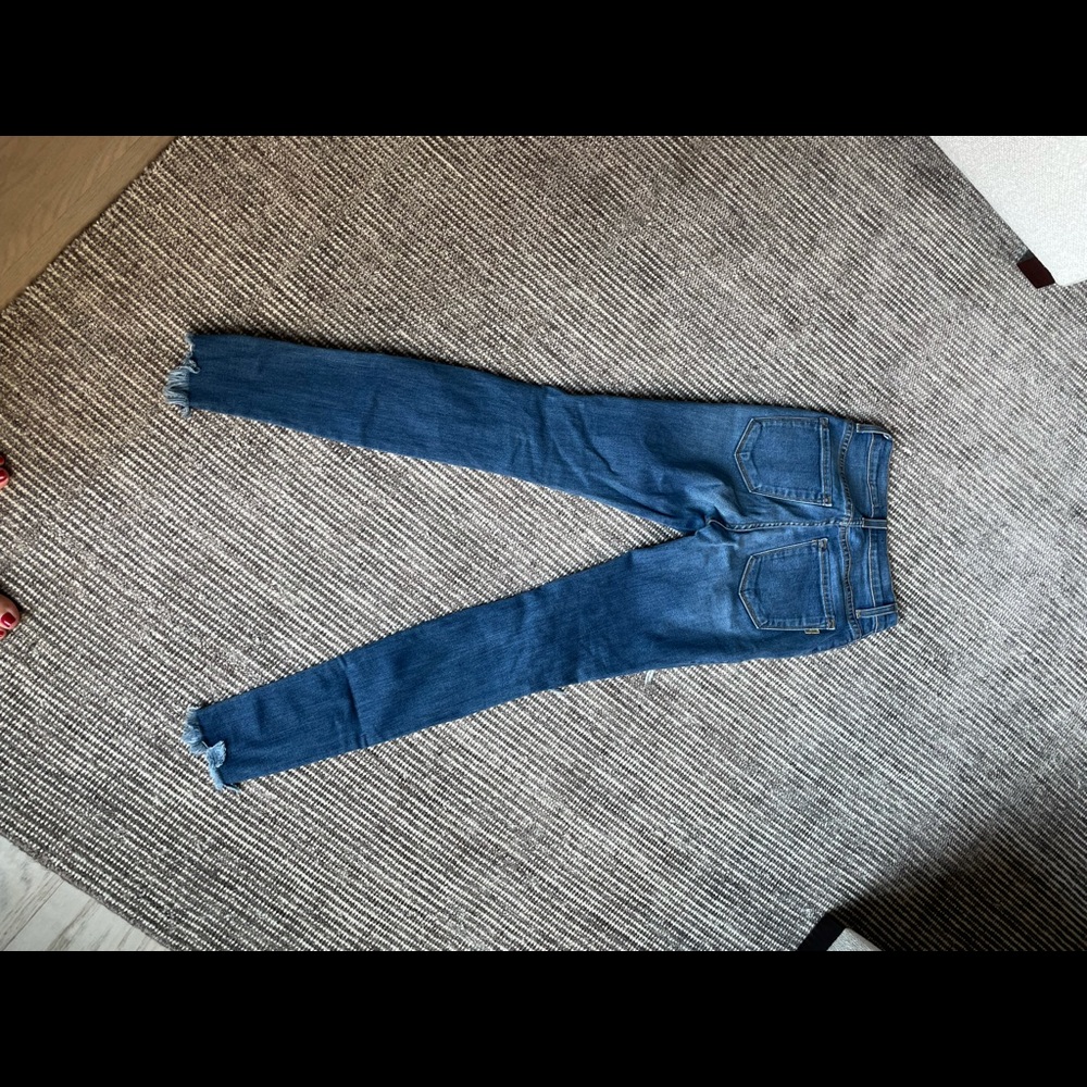 Low rise ripped jeans - Picture 3 of 5